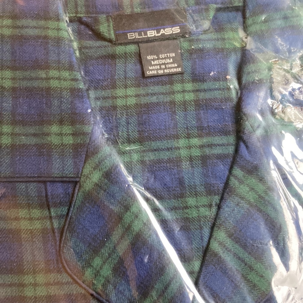 Vintage 90’s still in original package! Bill Blass plaid pajama set. size M 352